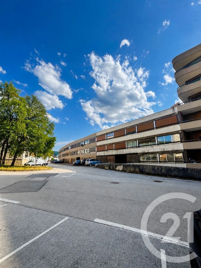 Appartement T2 à vendre - 2 pièces - 41.48 m2 - PONTARLIER - 25 - FRANCHE-COMTE - Century 21 Avenir Immobilier