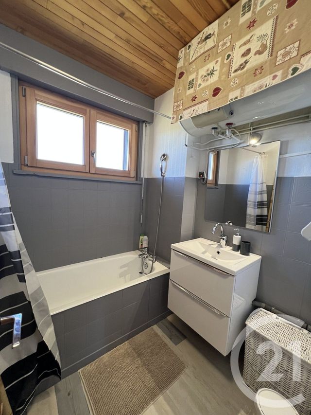 Appartement F3 à louer - 3 pièces - 46.7 m2 - LES FOURGS - 25 - FRANCHE-COMTE - Century 21 Avenir Immobilier