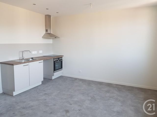 Appartement F2 à louer - 2 pièces - 41.0 m2 - PONTARLIER - 25 - FRANCHE-COMTE - Century 21 Avenir Immobilier