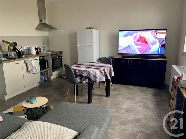 Appartement F2 à louer - 2 pièces - 41.0 m2 - PONTARLIER - 25 - FRANCHE-COMTE - Century 21 Avenir Immobilier