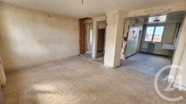 Appartement T3 à vendre - 3 pièces - 71.45 m2 - PONTARLIER - 25 - FRANCHE-COMTE - Century 21 Avenir Immobilier
