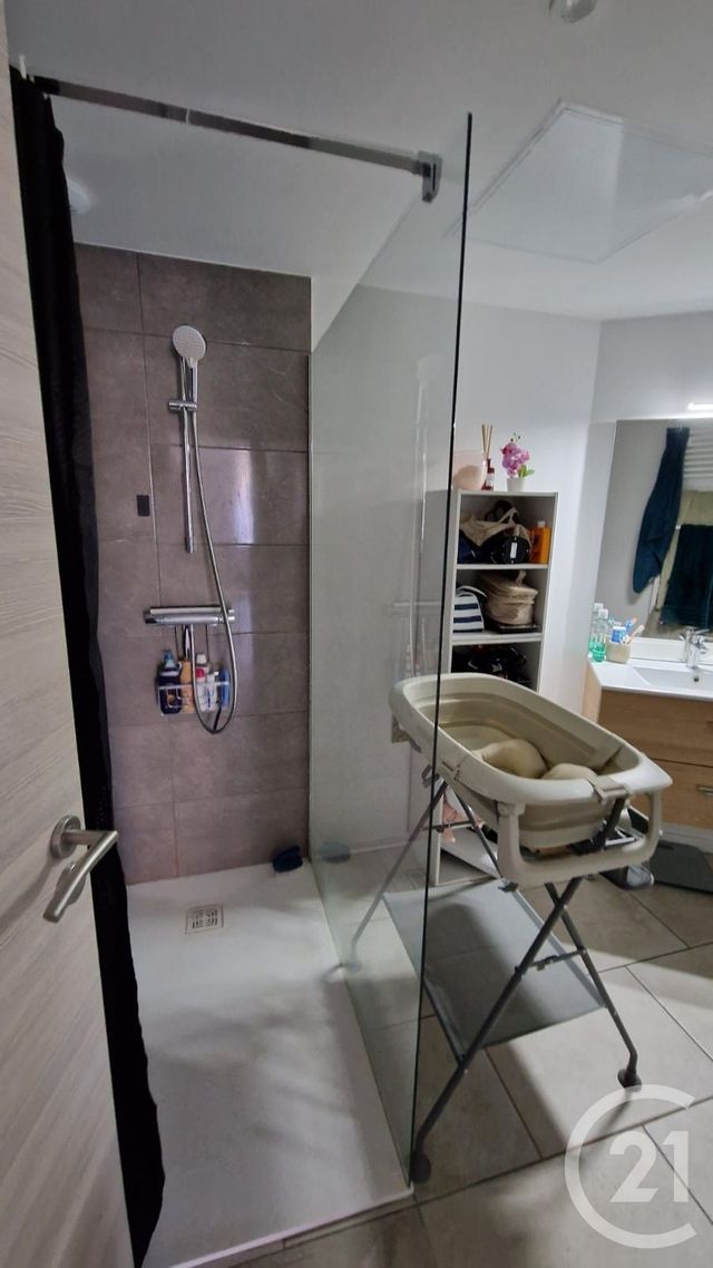 Appartement F3 à louer - 3 pièces - 58.8 m2 - PONTARLIER - 25 - FRANCHE-COMTE - Century 21 Avenir Immobilier