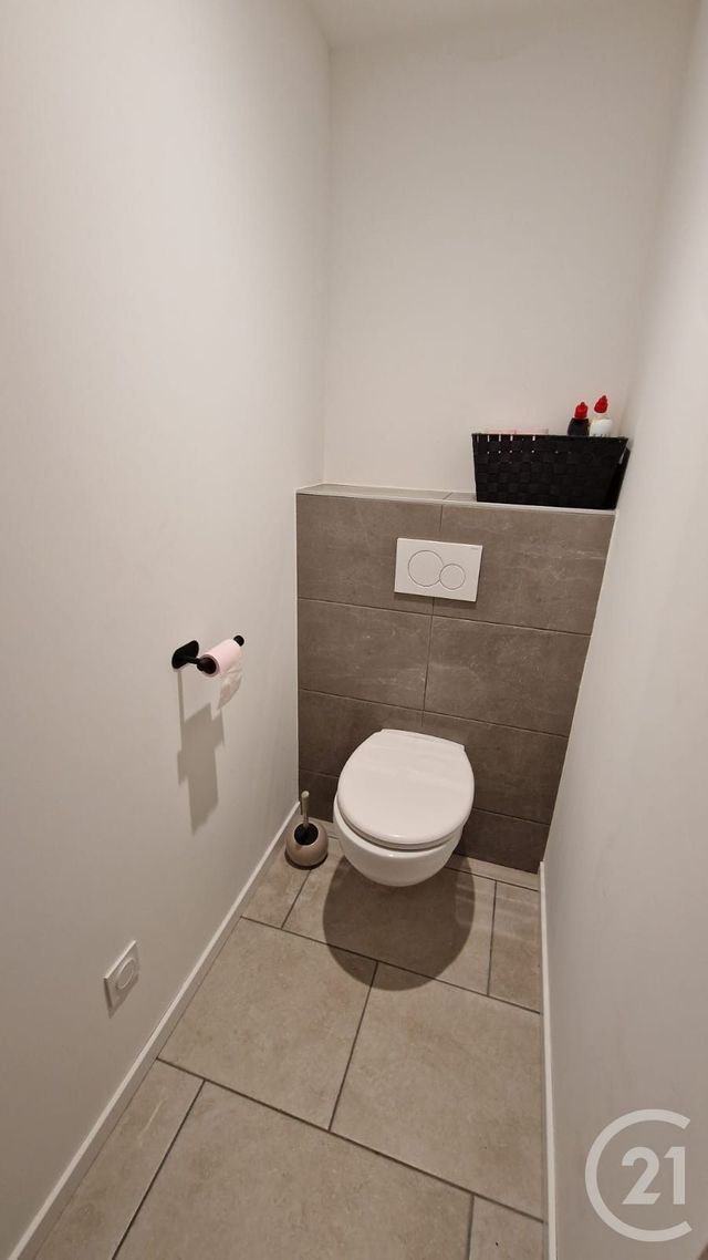 Appartement F3 à louer - 3 pièces - 58.8 m2 - PONTARLIER - 25 - FRANCHE-COMTE - Century 21 Avenir Immobilier