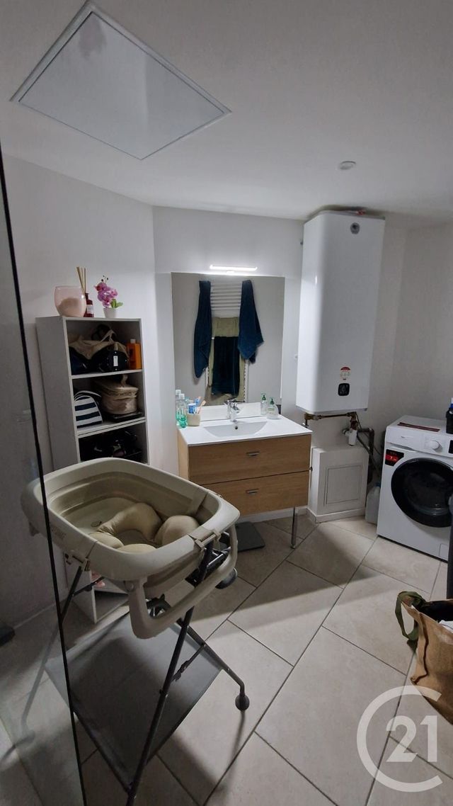Appartement F3 à louer - 3 pièces - 58.8 m2 - PONTARLIER - 25 - FRANCHE-COMTE - Century 21 Avenir Immobilier