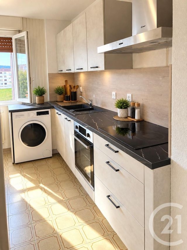 Appartement F2 à louer - 2 pièces - 47.5 m2 - PONTARLIER - 25 - FRANCHE-COMTE - Century 21 Avenir Immobilier