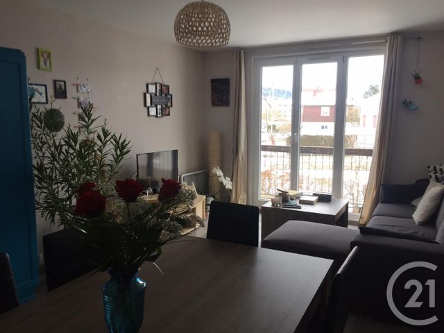 Appartement F3 à louer - 3 pièces - 68.0 m2 - PONTARLIER - 25 - FRANCHE-COMTE - Century 21 Avenir Immobilier