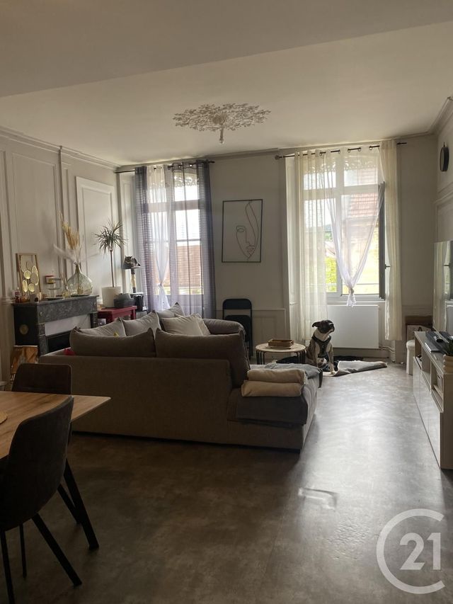 Appartement F4 à louer - 4 pièces - 113.1 m2 - PONTARLIER - 25 - FRANCHE-COMTE - Century 21 Avenir Immobilier
