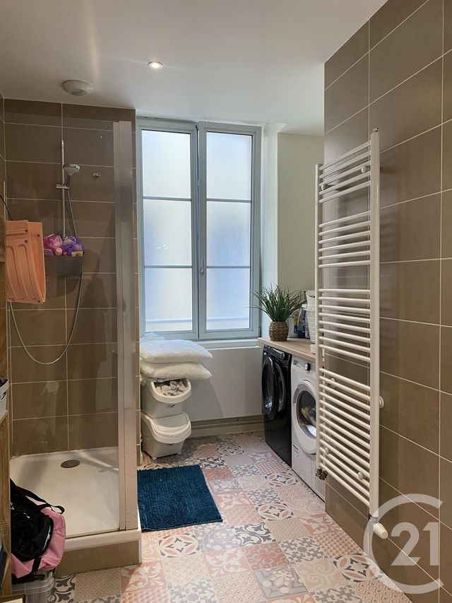 Appartement F4 à louer - 4 pièces - 113.1 m2 - PONTARLIER - 25 - FRANCHE-COMTE - Century 21 Avenir Immobilier