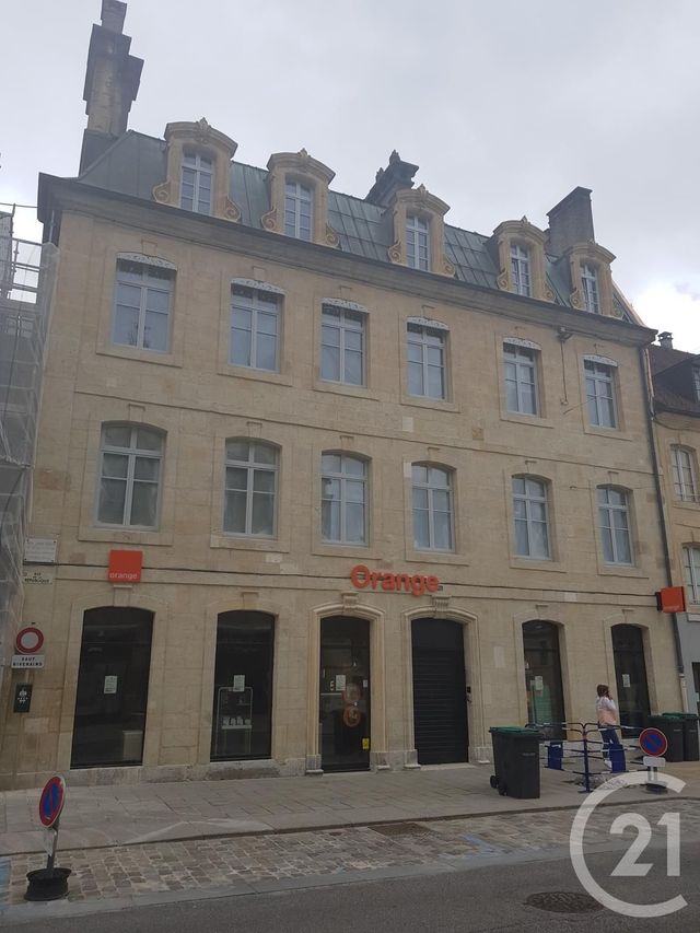 Appartement F4 à louer - 4 pièces - 113.1 m2 - PONTARLIER - 25 - FRANCHE-COMTE - Century 21 Avenir Immobilier