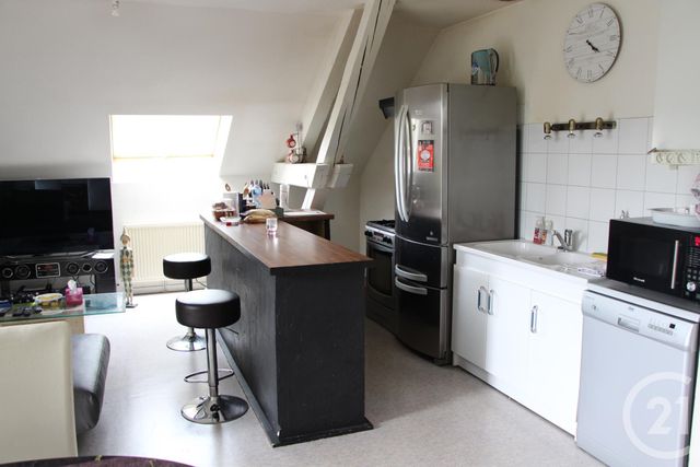 Appartement F4 à louer - 4 pièces - 70.0 m2 - PONTARLIER - 25 - FRANCHE-COMTE - Century 21 Avenir Immobilier