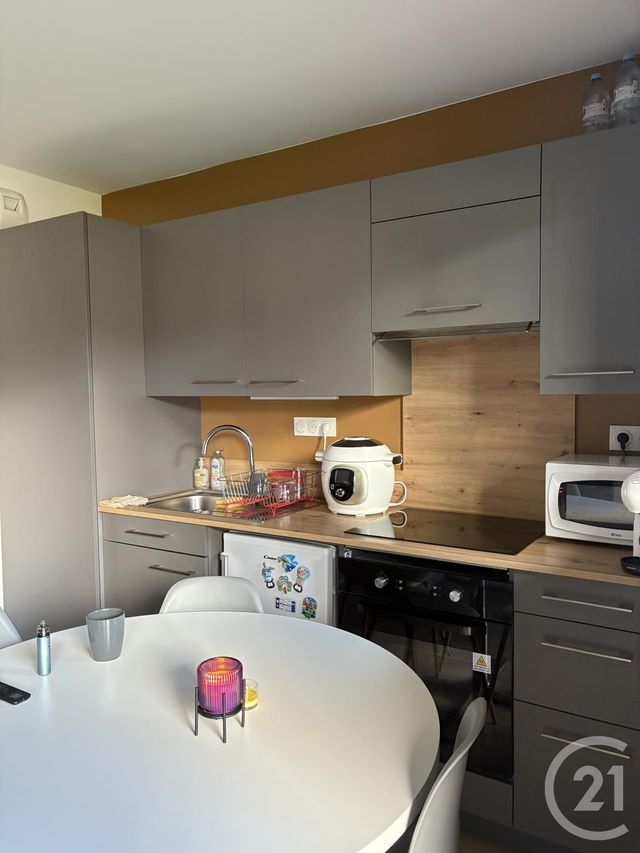 Appartement F1 à louer - 1 pièce - 26.79 m2 - PONTARLIER - 25 - FRANCHE-COMTE - Century 21 Avenir Immobilier