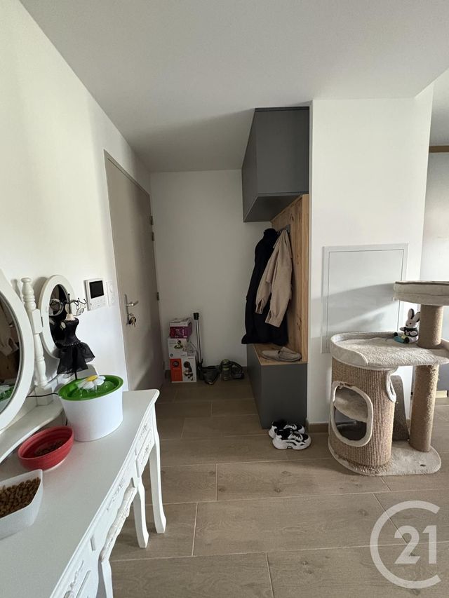 Appartement F1 à louer - 1 pièce - 26.79 m2 - PONTARLIER - 25 - FRANCHE-COMTE - Century 21 Avenir Immobilier