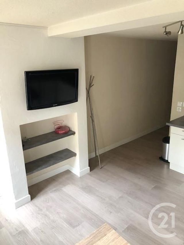 Appartement F2 à louer - 2 pièces - 29.5 m2 - PONTARLIER - 25 - FRANCHE-COMTE - Century 21 Avenir Immobilier