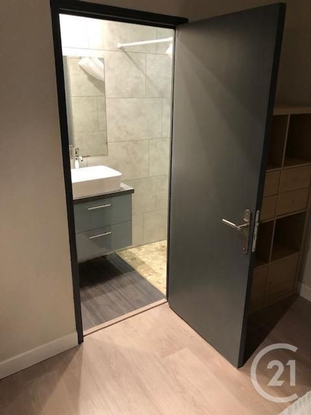 Appartement F2 à louer - 2 pièces - 29.5 m2 - PONTARLIER - 25 - FRANCHE-COMTE - Century 21 Avenir Immobilier