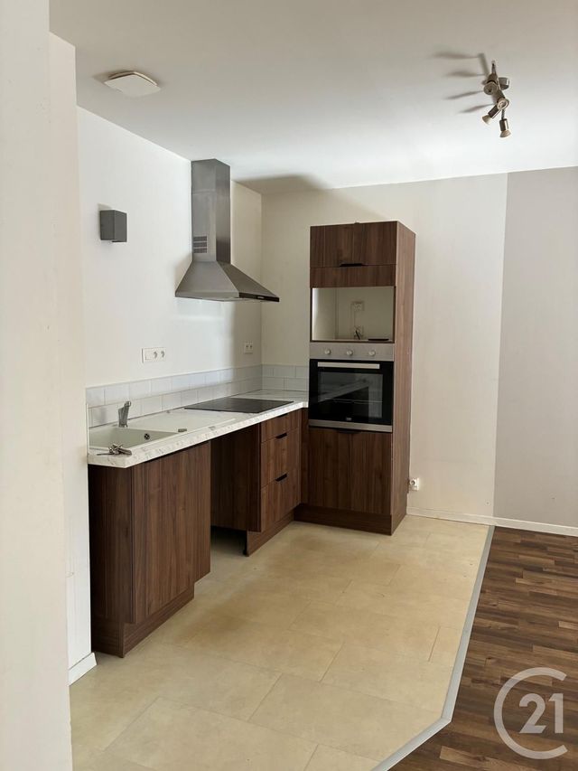 Appartement F2 à louer - 2 pièces - 44.8 m2 - PONTARLIER - 25 - FRANCHE-COMTE - Century 21 Avenir Immobilier