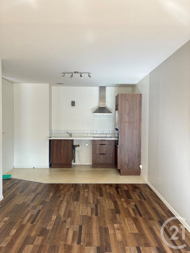 Appartement F2 à louer - 2 pièces - 44.8 m2 - PONTARLIER - 25 - FRANCHE-COMTE - Century 21 Avenir Immobilier