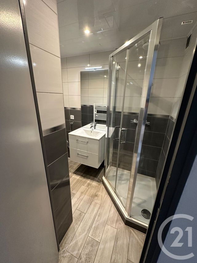 Appartement F2 à louer - 2 pièces - 40.25 m2 - PONTARLIER - 25 - FRANCHE-COMTE - Century 21 Avenir Immobilier