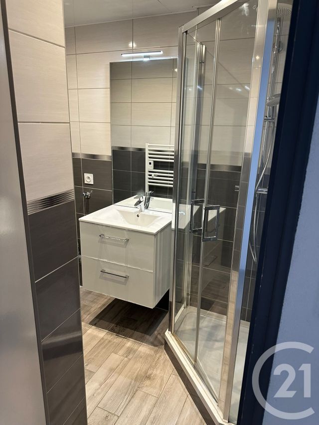 Appartement F2 à louer - 2 pièces - 40.25 m2 - PONTARLIER - 25 - FRANCHE-COMTE - Century 21 Avenir Immobilier