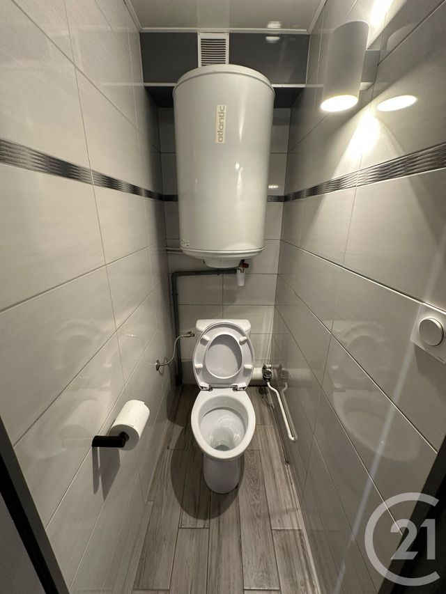 Appartement F2 à louer - 2 pièces - 40.25 m2 - PONTARLIER - 25 - FRANCHE-COMTE - Century 21 Avenir Immobilier