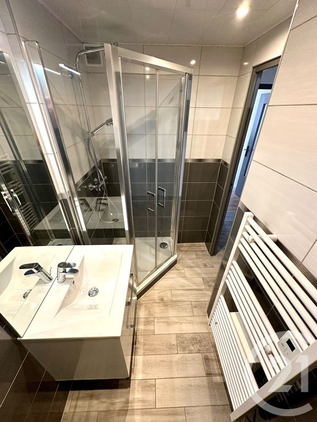 Appartement F2 à louer - 2 pièces - 40.25 m2 - PONTARLIER - 25 - FRANCHE-COMTE - Century 21 Avenir Immobilier