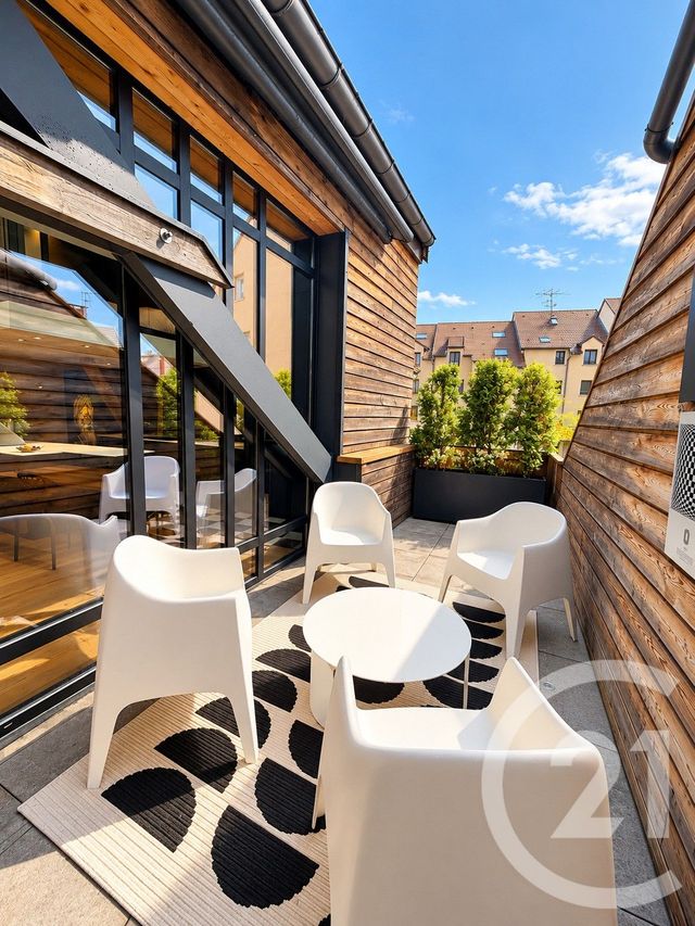 Appartement F3 bis à vendre - 5 pièces - 105.0 m2 - PONTARLIER - 25 - FRANCHE-COMTE - Century 21 Avenir Immobilier