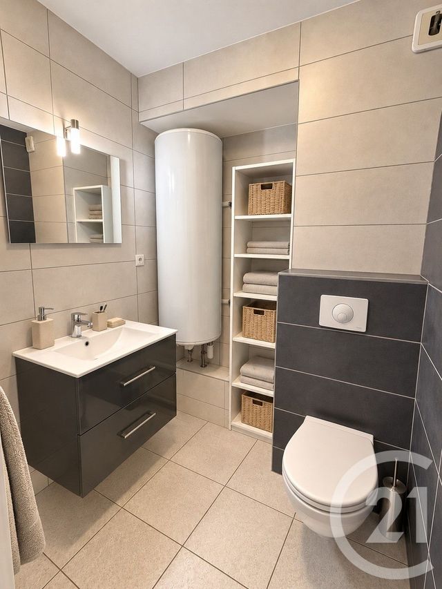 Appartement F4 à vendre - 6 pièces - 130.0 m2 - PONTARLIER - 25 - FRANCHE-COMTE - Century 21 Avenir Immobilier