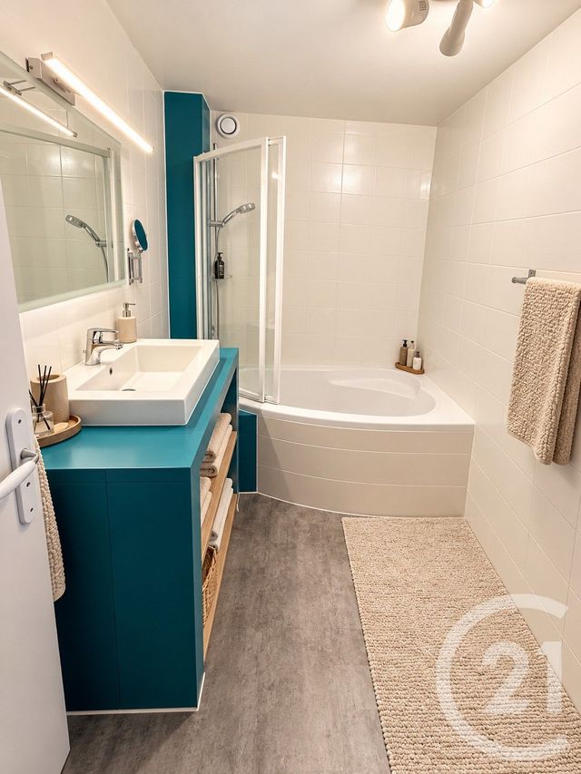 Appartement F4 à vendre - 6 pièces - 130.0 m2 - PONTARLIER - 25 - FRANCHE-COMTE - Century 21 Avenir Immobilier