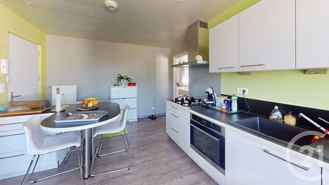 Appartement F4 à vendre - 4 pièces - 76.01 m2 - PONTARLIER - 25 - FRANCHE-COMTE - Century 21 Avenir Immobilier