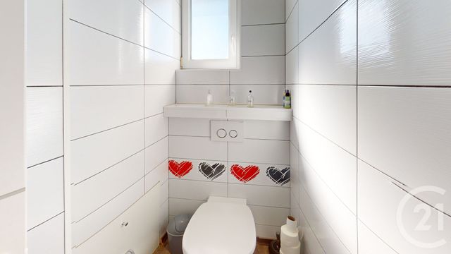 Appartement F4 à vendre - 4 pièces - 76.01 m2 - PONTARLIER - 25 - FRANCHE-COMTE - Century 21 Avenir Immobilier