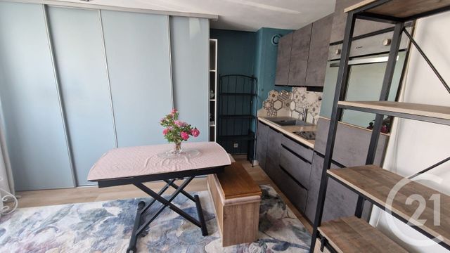 Appartement Studio à louer - 1 pièce - 24.49 m2 - PONTARLIER - 25 - FRANCHE-COMTE - Century 21 Avenir Immobilier