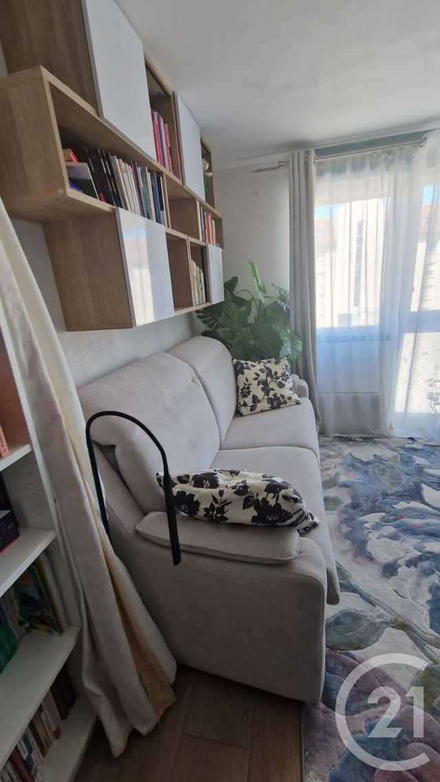 Appartement Studio à louer - 1 pièce - 24.49 m2 - PONTARLIER - 25 - FRANCHE-COMTE - Century 21 Avenir Immobilier