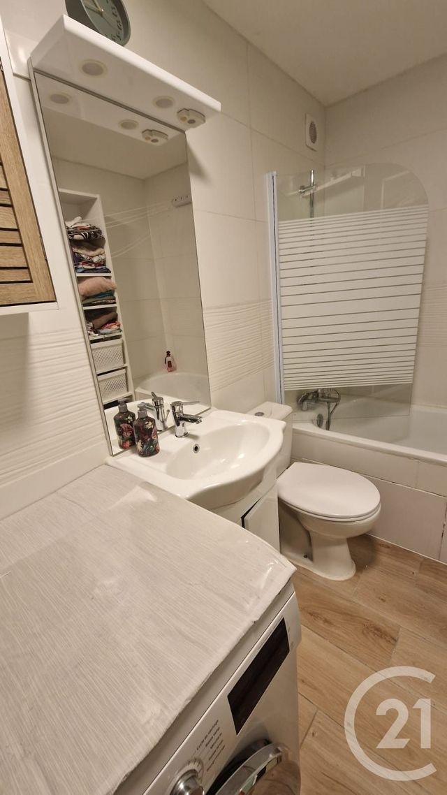Appartement Studio à louer - 1 pièce - 24.49 m2 - PONTARLIER - 25 - FRANCHE-COMTE - Century 21 Avenir Immobilier