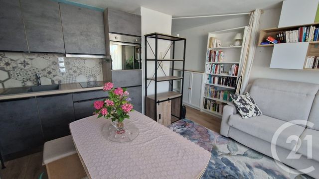 Appartement Studio à louer - 1 pièce - 24.49 m2 - PONTARLIER - 25 - FRANCHE-COMTE - Century 21 Avenir Immobilier