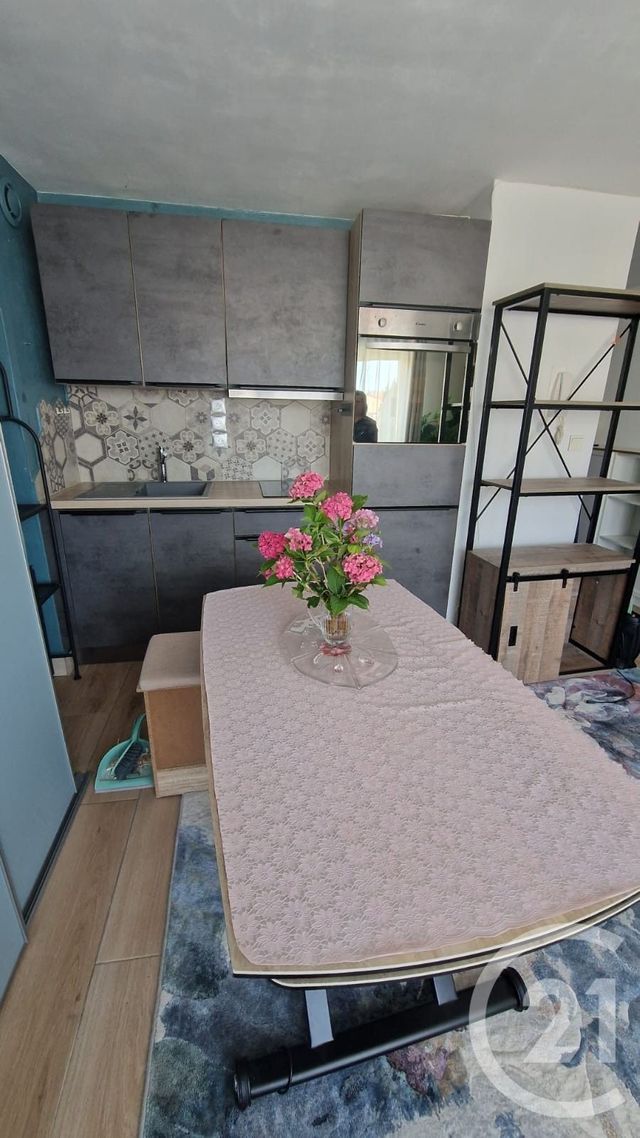 Appartement Studio à louer - 1 pièce - 24.49 m2 - PONTARLIER - 25 - FRANCHE-COMTE - Century 21 Avenir Immobilier
