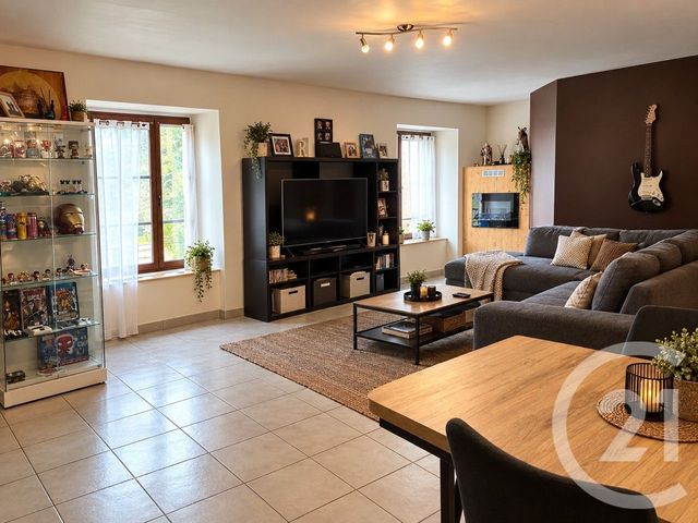 Appartement F3 à louer - 3 pièces - 75.0 m2 - BANNANS - 25 - FRANCHE-COMTE - Century 21 Avenir Immobilier