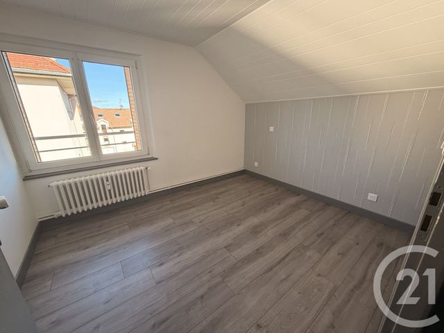 Appartement F3 à vendre - 4 pièces - 49.67 m2 - PONTARLIER - 25 - FRANCHE-COMTE - Century 21 Avenir Immobilier