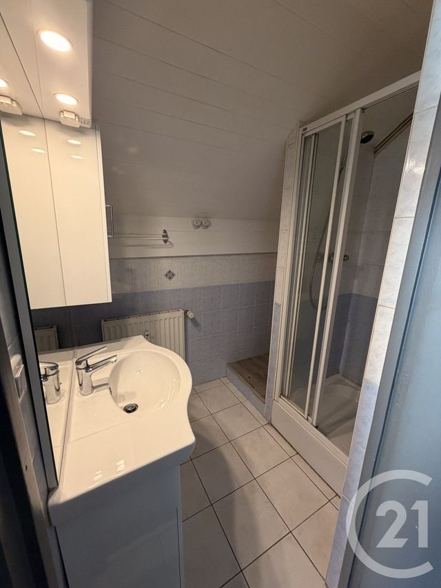 Appartement F3 à vendre - 4 pièces - 49.67 m2 - PONTARLIER - 25 - FRANCHE-COMTE - Century 21 Avenir Immobilier