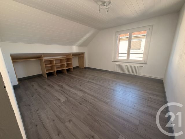 Appartement F3 à vendre - 4 pièces - 49.67 m2 - PONTARLIER - 25 - FRANCHE-COMTE - Century 21 Avenir Immobilier