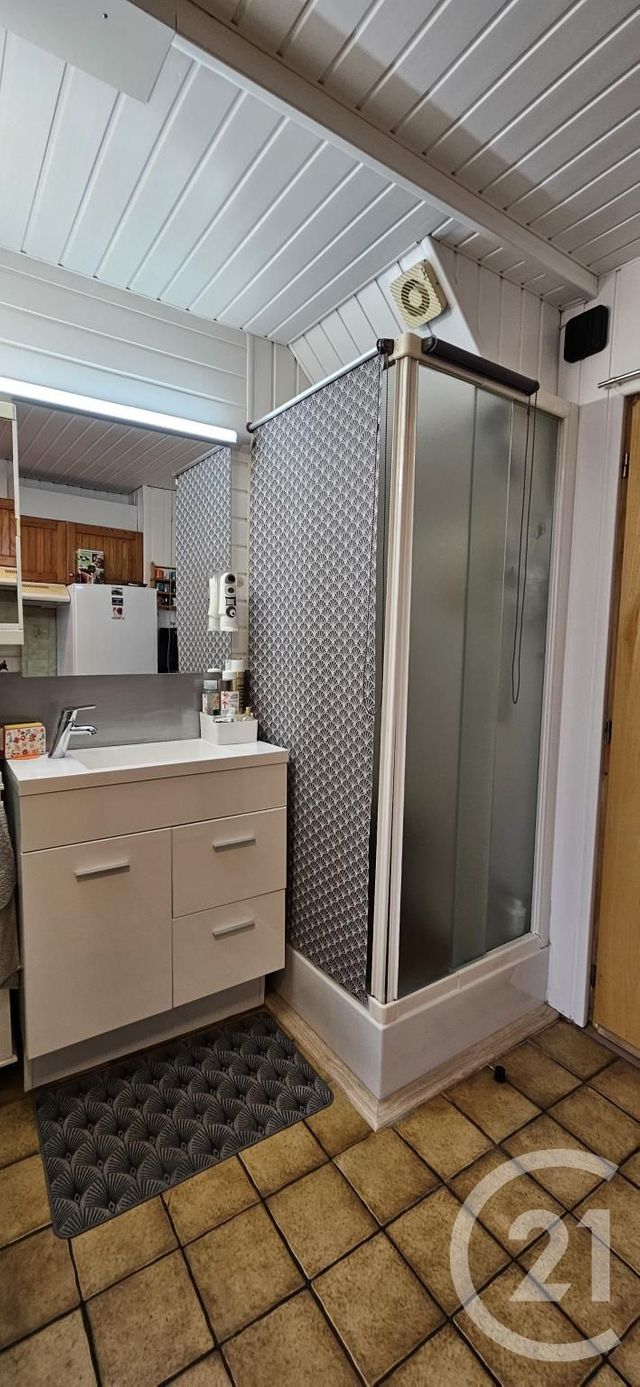Appartement à vendre - 3 pièces - 65.55 m2 - PONTARLIER - 25 - FRANCHE-COMTE - Century 21 Avenir Immobilier