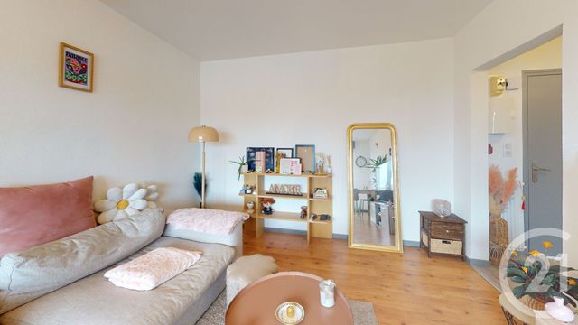 Appartement F2 à vendre - 2 pièces - 47.0 m2 - PONTARLIER - 25 - FRANCHE-COMTE - Century 21 Avenir Immobilier