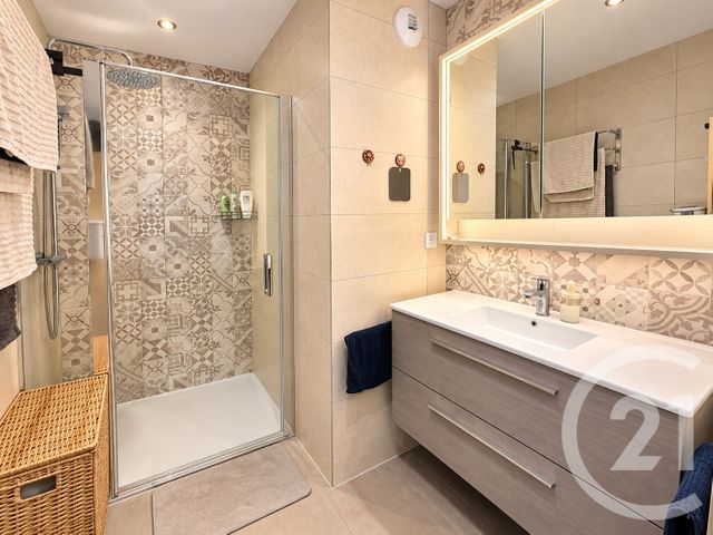 Appartement F3 à vendre - 3 pièces - 73.16 m2 - LA CLUSE ET MIJOUX - 25 - FRANCHE-COMTE - Century 21 Avenir Immobilier