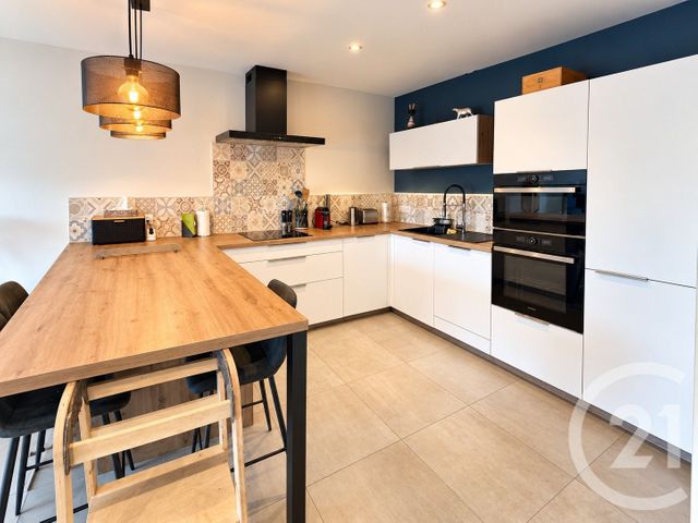 Appartement F3 à vendre - 3 pièces - 73.16 m2 - LA CLUSE ET MIJOUX - 25 - FRANCHE-COMTE - Century 21 Avenir Immobilier