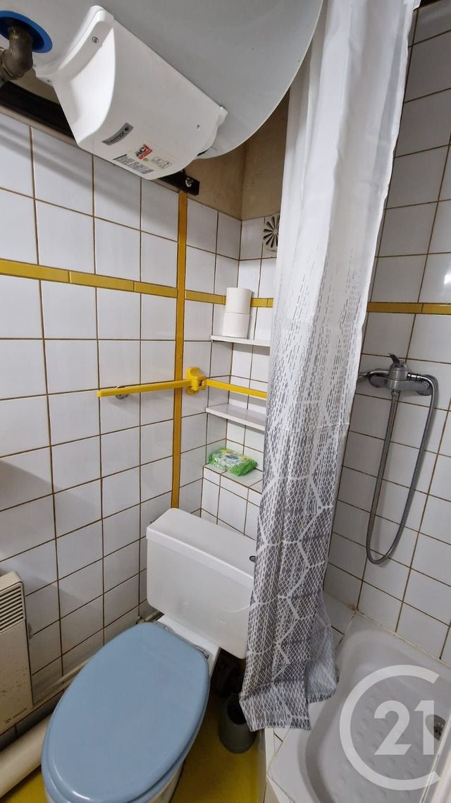 Appartement F1 à louer - 1 pièce - 27.62 m2 - PONTARLIER - 25 - FRANCHE-COMTE - Century 21 Avenir Immobilier