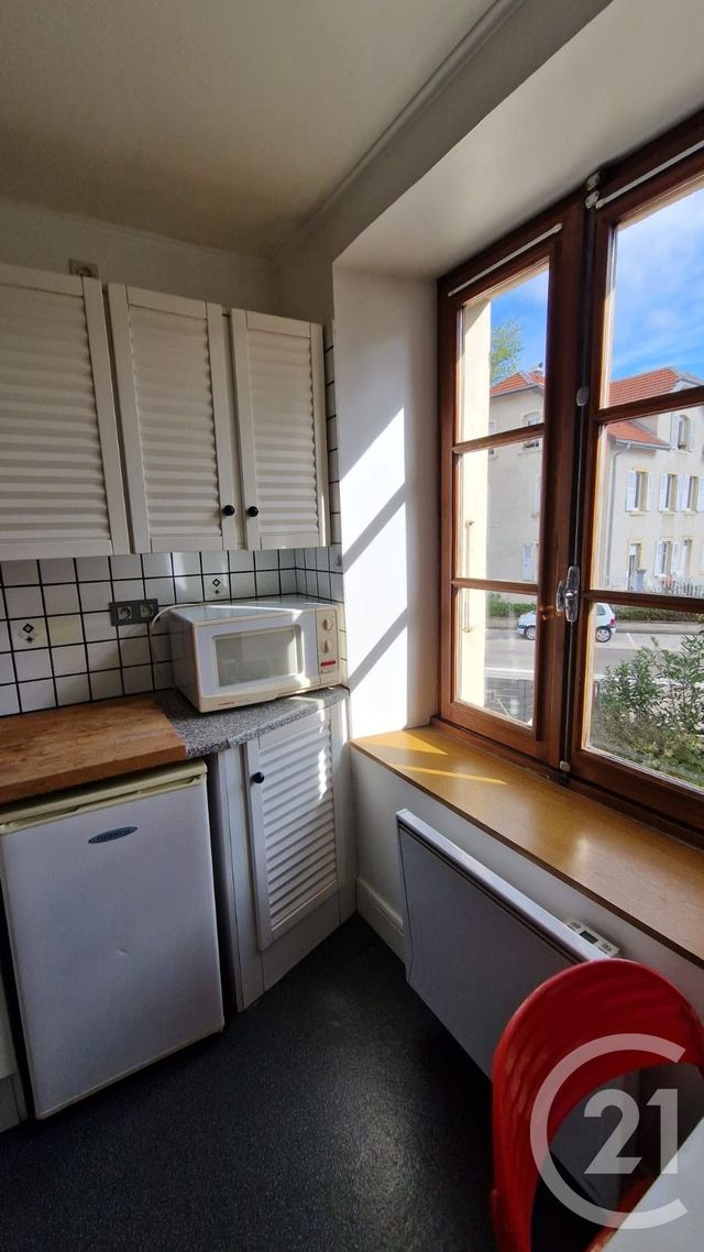 Appartement F1 à louer - 1 pièce - 27.62 m2 - PONTARLIER - 25 - FRANCHE-COMTE - Century 21 Avenir Immobilier