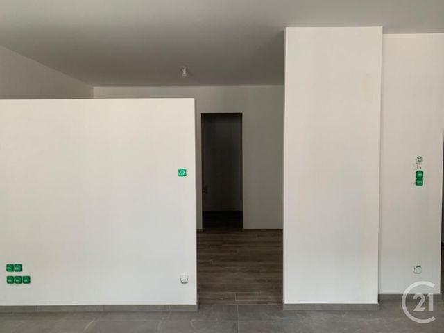 Appartement F2 à louer - 2 pièces - 42.15 m2 - PONTARLIER - 25 - FRANCHE-COMTE - Century 21 Avenir Immobilier