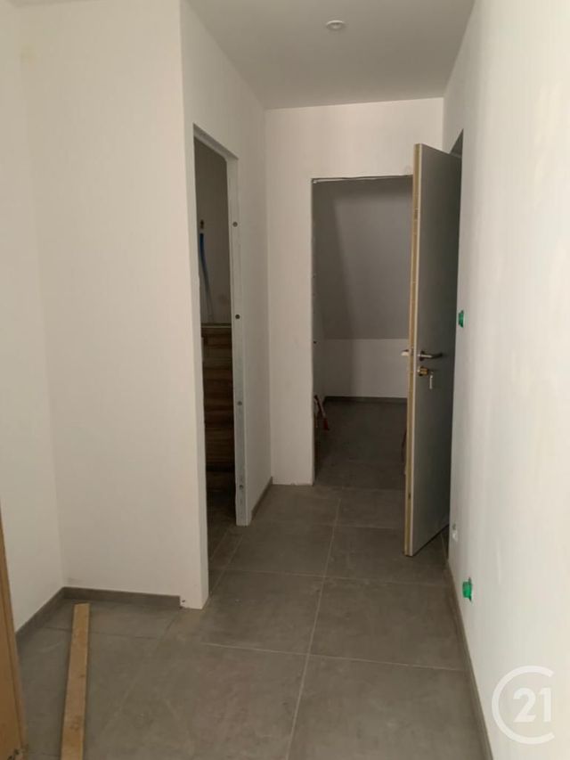 Appartement F2 à louer - 2 pièces - 42.15 m2 - PONTARLIER - 25 - FRANCHE-COMTE - Century 21 Avenir Immobilier