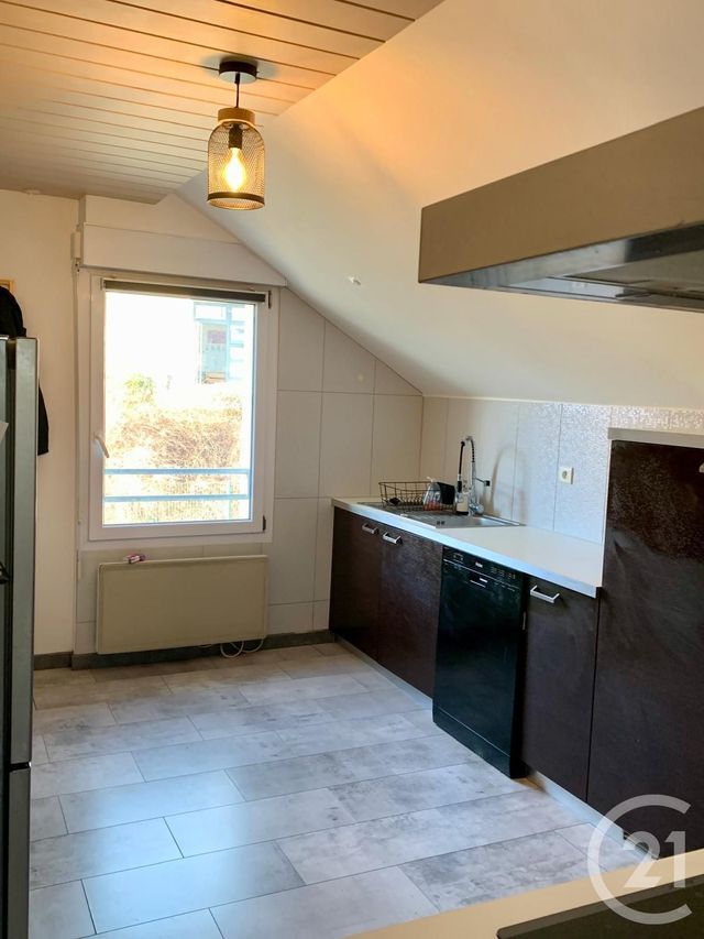 Appartement Duplex à louer - 3 pièces - 63.42 m2 - PONTARLIER - 25 - FRANCHE-COMTE - Century 21 Avenir Immobilier